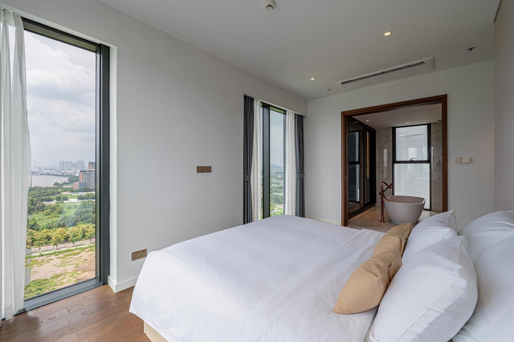 The Metropole Opera Residence By Kaystay Ho Chi Minh City Exterior photo